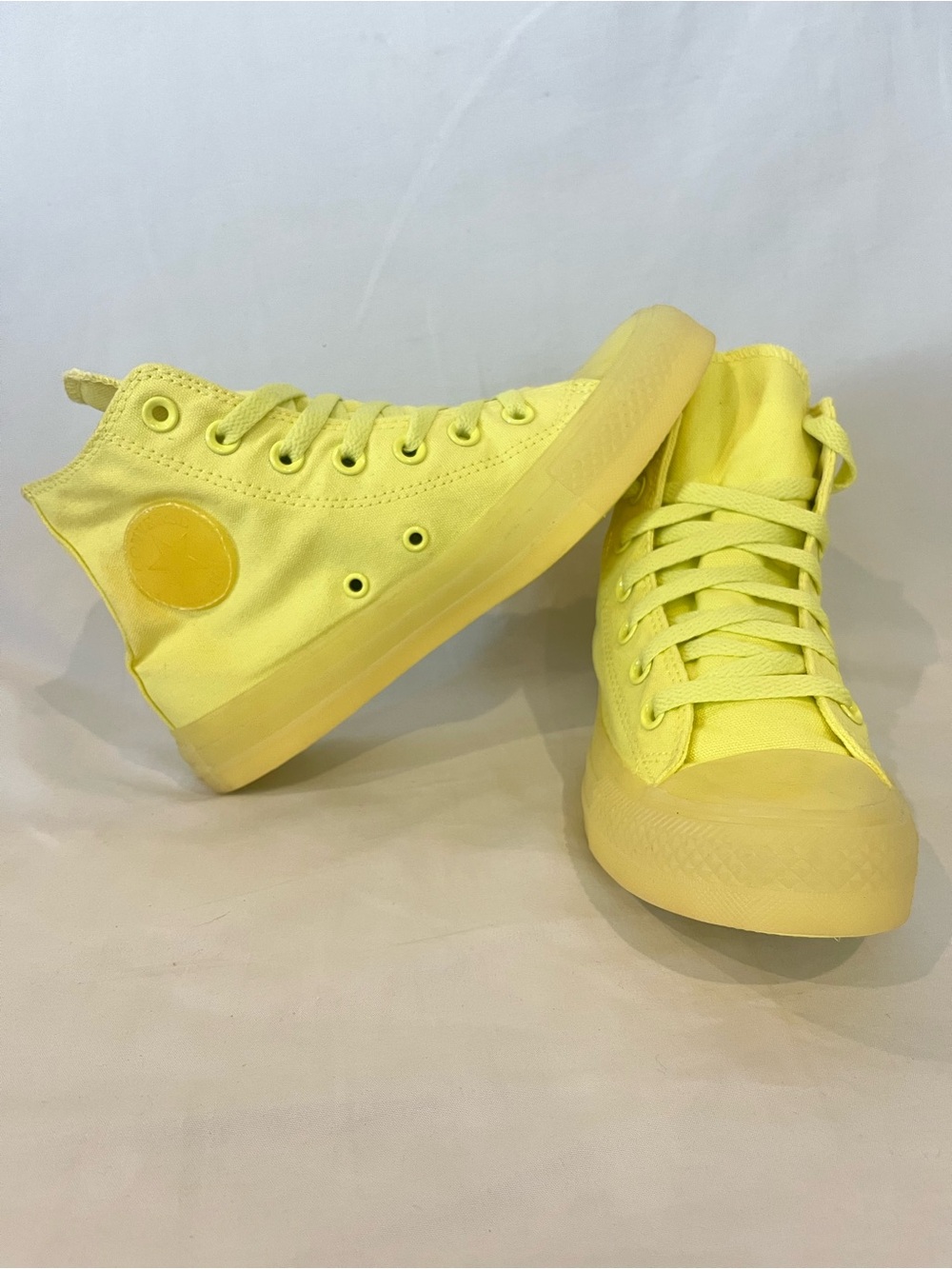 Yellow High-Top Kids Sneakers - Classic Canvas Style - women’s 6 men’s 4